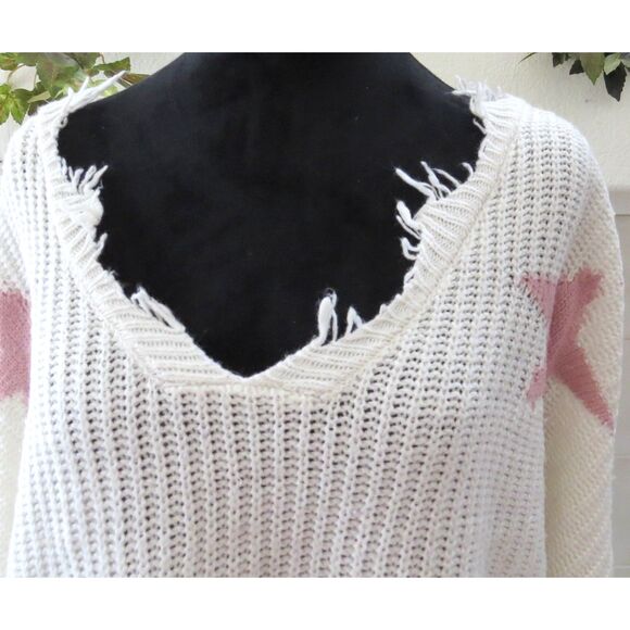Polly & Esther Junior's Deconstructed Star Sweater Cream/Pink XL EUC - Picture 3 of 10